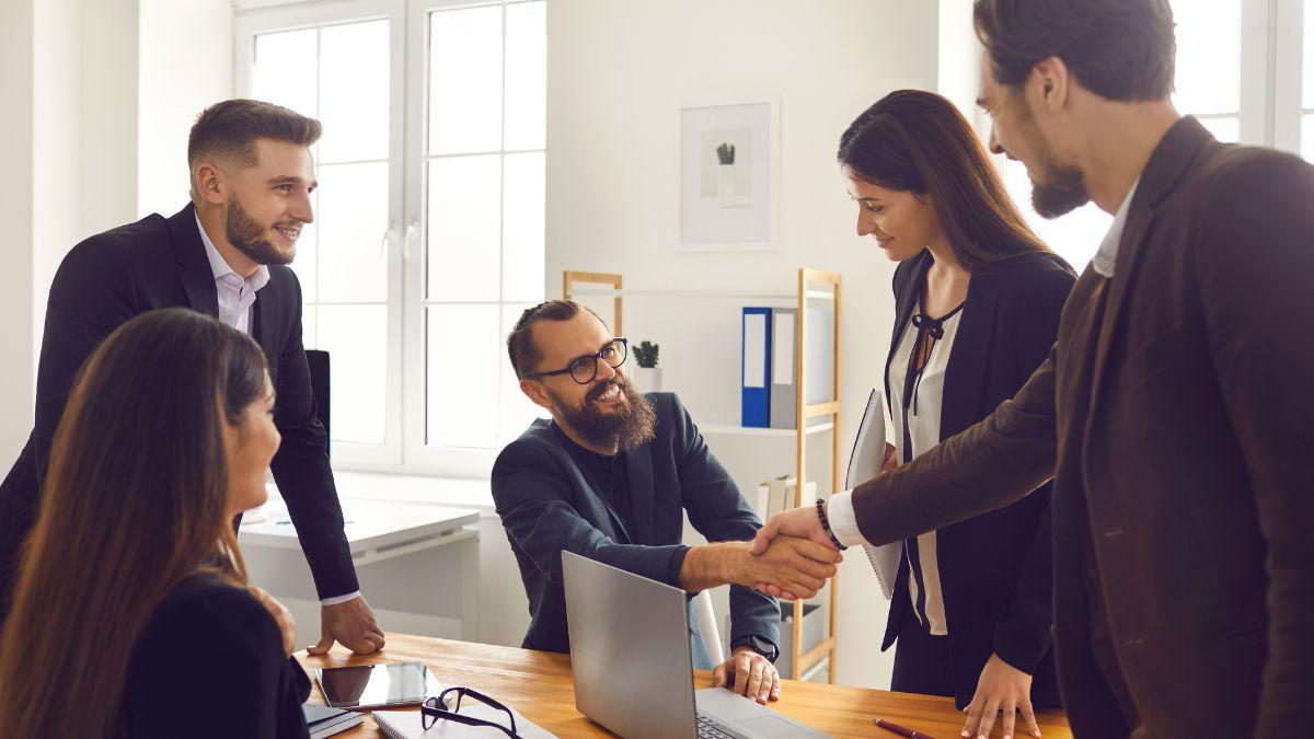 cách tiếp cận khách hàng doanh nghiệp